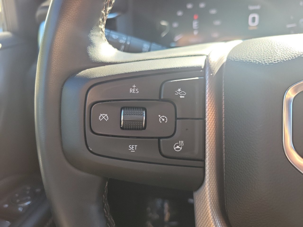 Certified 2023 GMC Yukon XL Denali w/ Max Trailering Package AWD/4WD image 19