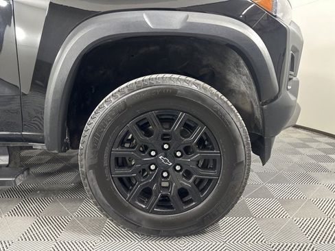 Used 2023 Chevrolet Colorado Trail Boss w/ Technology Package image 9