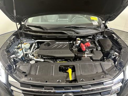 Used 2024 Nissan Rogue SV AWD/4WD image 28