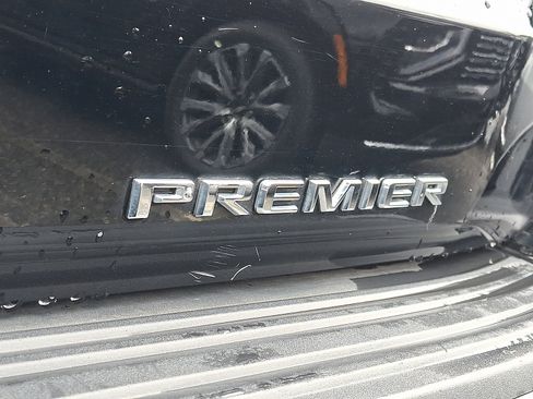 Certified 2023 Chevrolet Suburban Premier w/ Premium Package 2 AWD/4WD image 10
