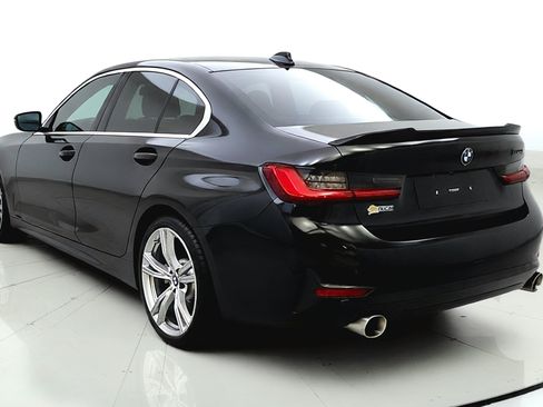 Used 2021 BMW 330i Sedan w/ Premium Package RWD image 5