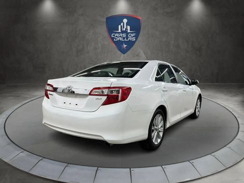 Used 2013 Toyota Camry XLE FWD image 5
