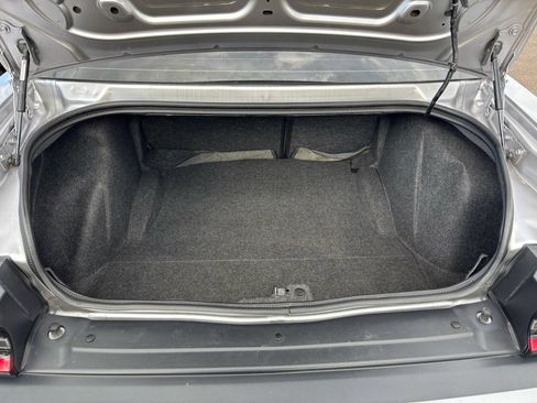 Used 2015 Dodge Challenger R/T Plus RWD image 31