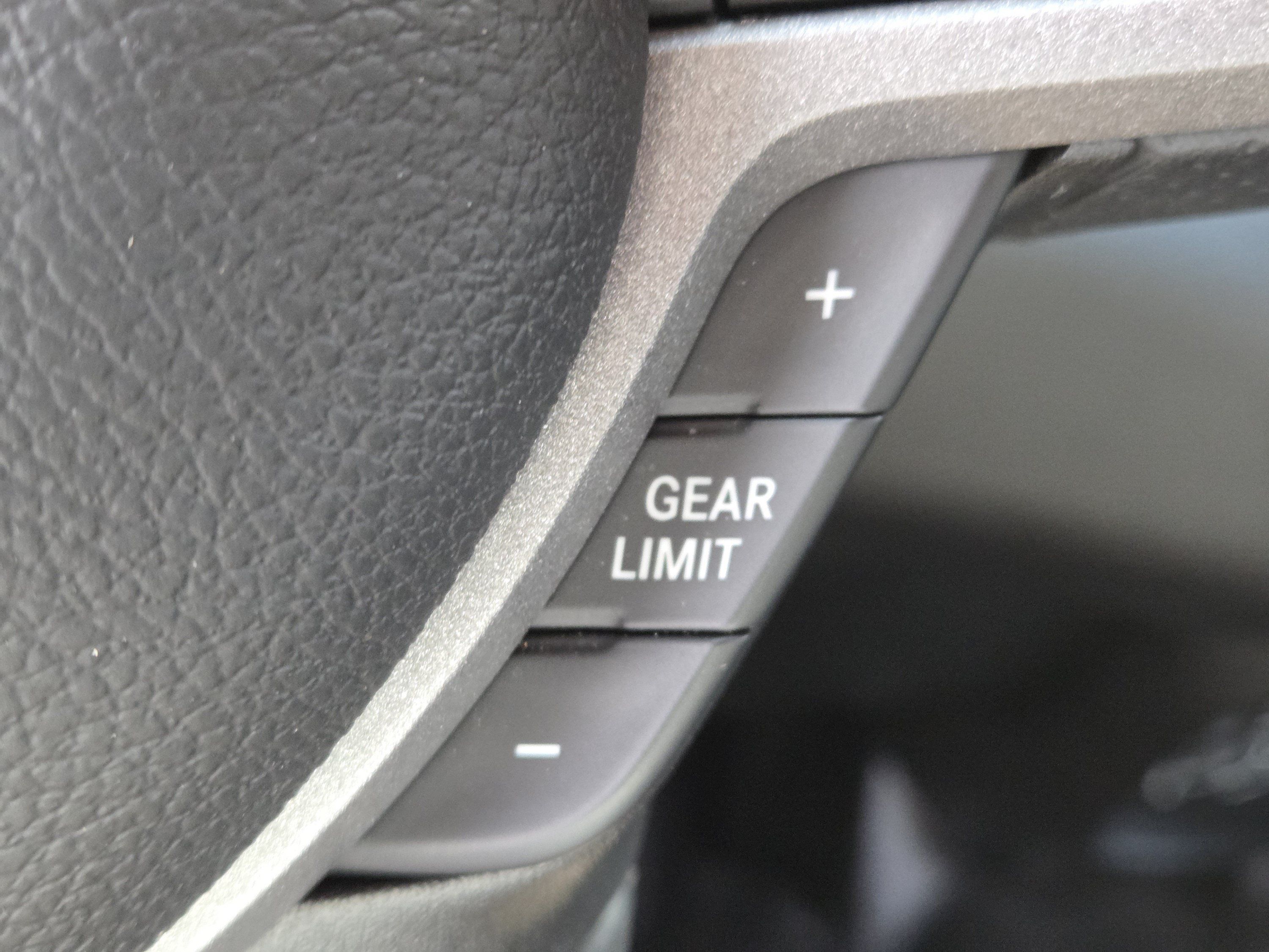 Used 2024 RAM 3500 Tradesman w/ Chrome Appearance Group AWD/4WD image 33