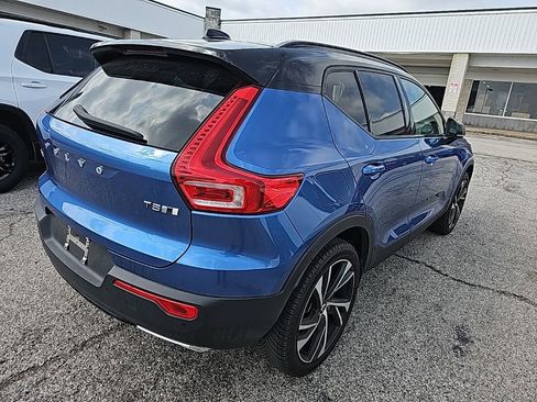 Used 2020 Volvo XC40 T5 R-Design w/ Protection Package Premier image 10