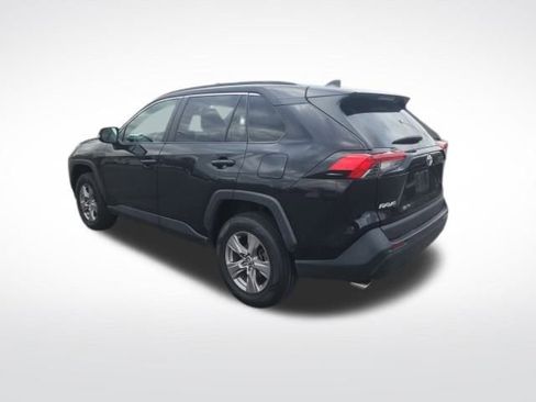 Used 2024 Toyota RAV4 XLE image 7