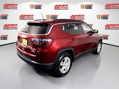 Used 2022 Jeep Compass Latitude image 16