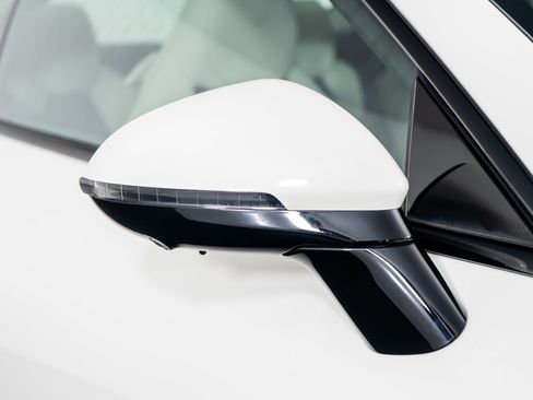 Used 2024 Maserati GranTurismo Folgore image 28