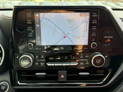 Used 2021 Toyota Highlander XSE image 17