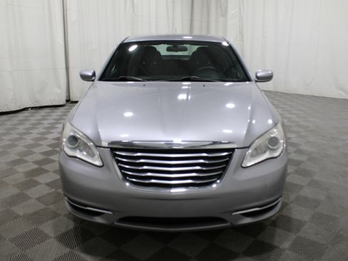 Used 2013 Chrysler 200 Touring image 30