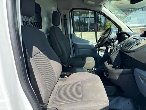 Used 2016 Ford Transit 250 130 Low Roof RWD image 17