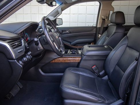 Used 2020 Chevrolet Tahoe Premier AWD/4WD image 15