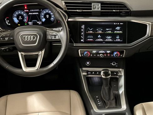 Used 2025 Audi Q3 2.0T Premium w/ Convenience Package image 21