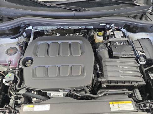 New 2026 Volkswagen Tiguan SE image 31