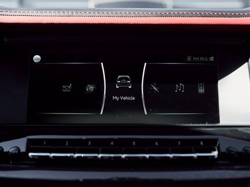 Used 2022 Rolls-Royce Cullinan Black Badge image 74