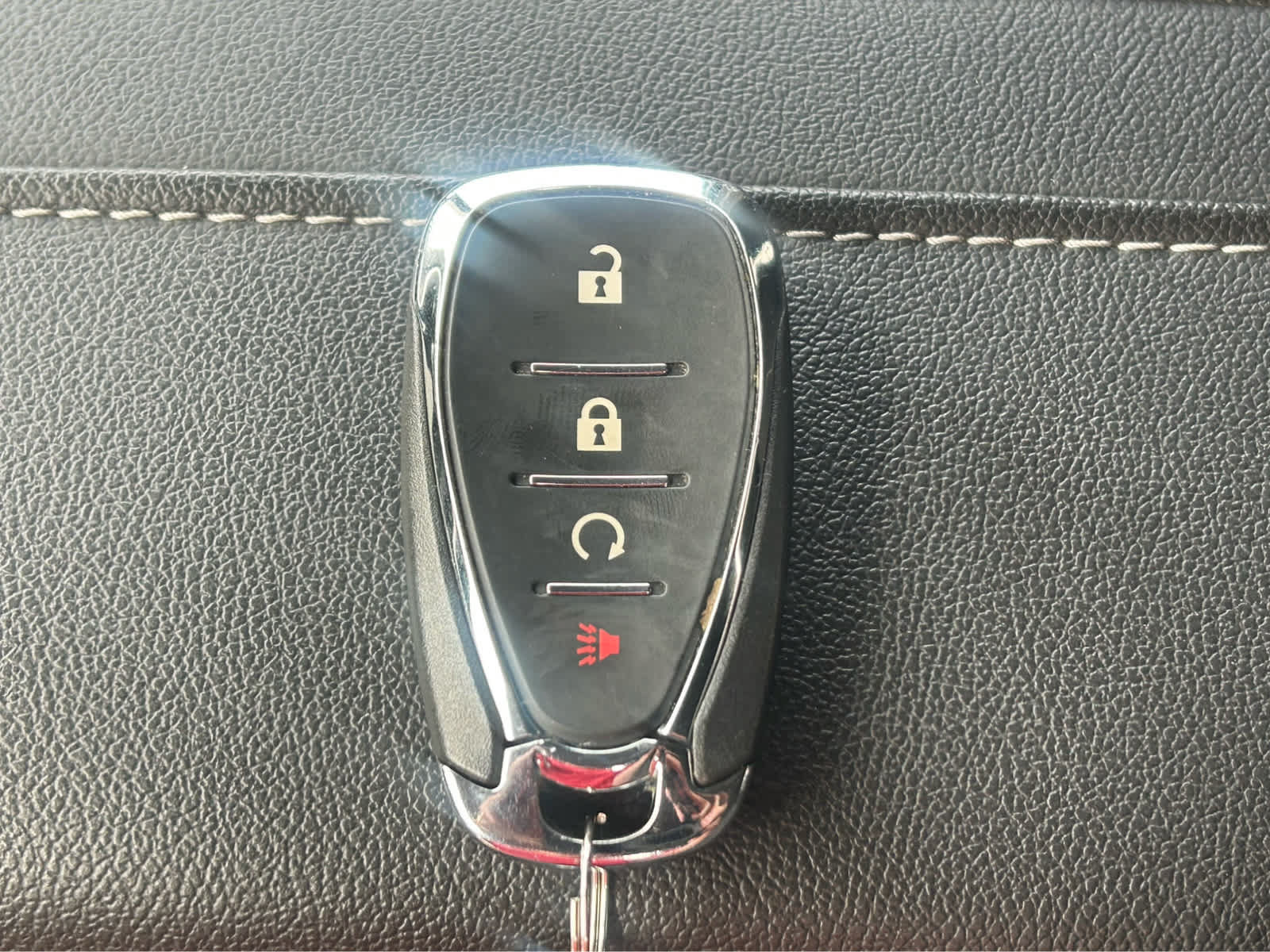 Used 2025 Chevrolet Blazer LT FWD image 37