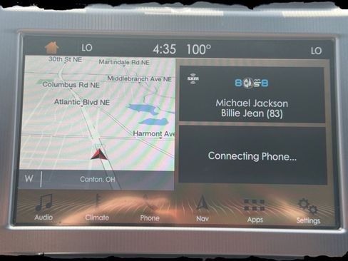 Used 2017 Lincoln MKZ Select w/ Technology Package AWD/4WD image 17