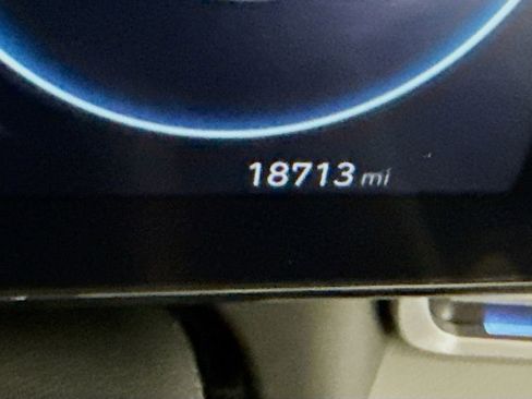 Certified 2023 Hyundai Elantra Limited image 5