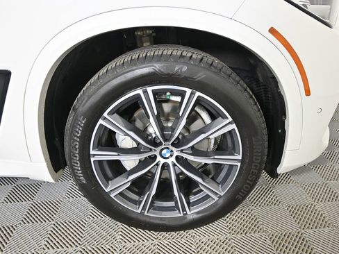 Used 2020 BMW X5 xDrive40i w/ M Sport Package AWD/4WD image 11