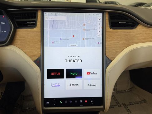 Used 2018 Tesla Model S 75D AWD/4WD image 32