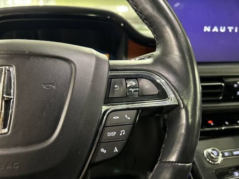 Certified 2022 Lincoln Nautilus Reserve AWD/4WD image 14