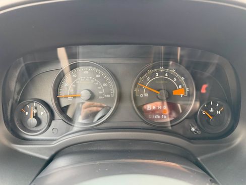 Used 2015 Jeep Patriot High Altitude AWD/4WD image 27