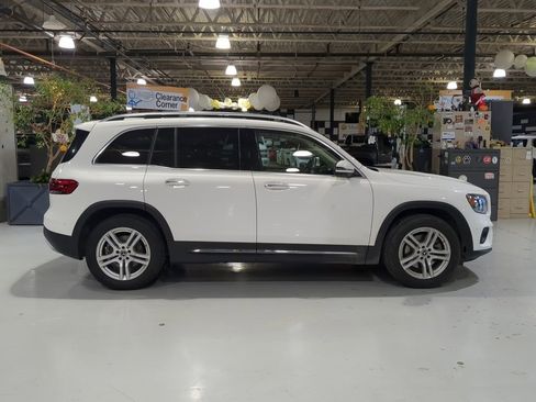 Certified 2021 Mercedes-Benz GLB 250 4MATIC image 6