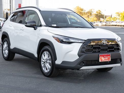 Certified 2026 Toyota Corolla Cross LE FWD image 3
