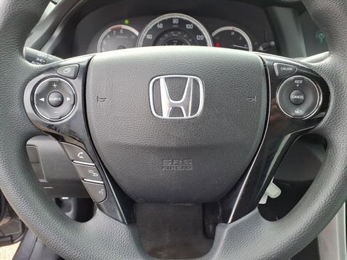Used 2017 Honda Accord LX image 15