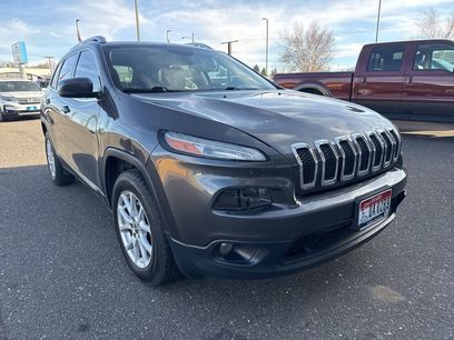 Used 2016 Jeep Cherokee Latitude w/ Safety/Convenience Group