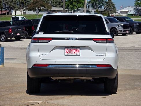 Certified 2023 Jeep Grand Cherokee Limited w/ Trailer Tow Prep Group (B) AWD/4WD image 7