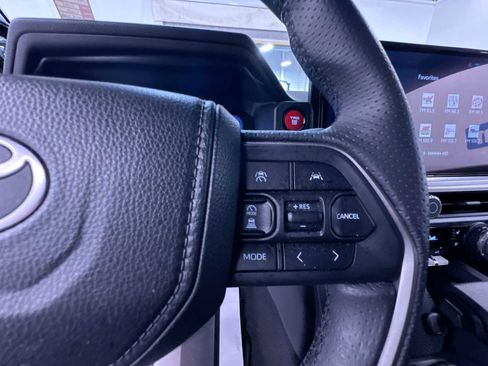 Used 2025 Toyota 4Runner TRD Sport Premium AWD/4WD image 13