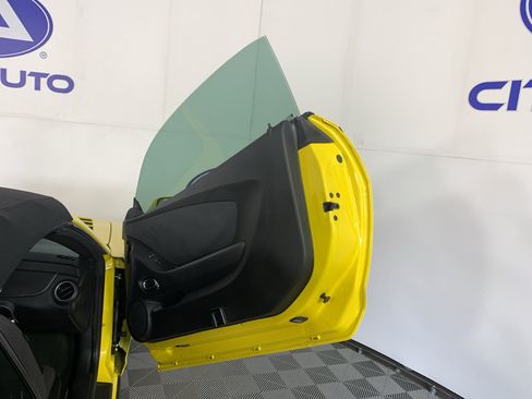 Used 2014 Chevrolet Camaro LT RWD image 33