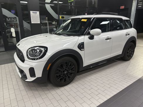 Used 2024 MINI Cooper Countryman S FWD image 5