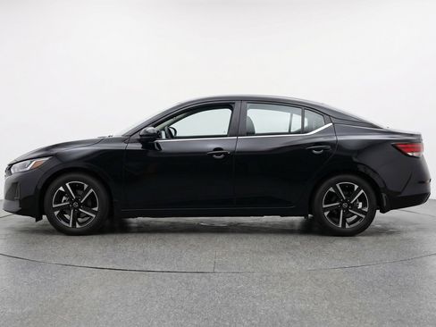 Used 2025 Nissan Sentra SV FWD image 5