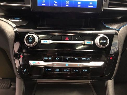 Certified 2022 Ford Explorer ST-Line w/ Class IV Trailer Tow Package image 18