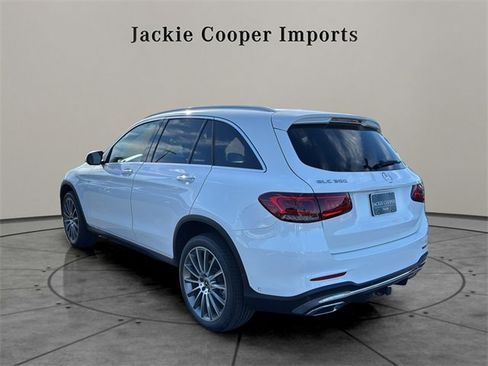 Used 2022 Mercedes-Benz GLC 300 image 3