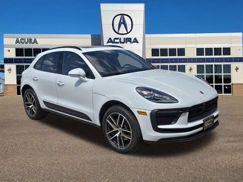 Used 2025 Porsche Macan Turbo image 1