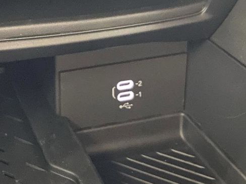 New 2026 Chrysler Pacifica Limited w/ Trailer Tow Group image 23