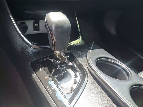 Used 2015 Toyota Avalon XLE Touring FWD image 12