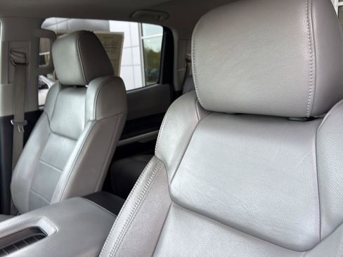 Used 2014 Toyota Tundra Limited w/ Limited Premium Package image 14