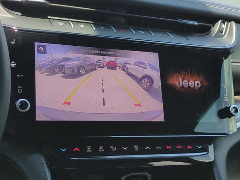 Used 2026 Jeep Grand Cherokee L 2WD image 16