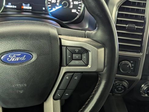 Certified 2019 Ford F150 Platinum w/ Equipment Group 701A Luxury AWD/4WD image 21