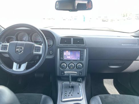 Used 2014 Dodge Challenger R/T RWD image 12