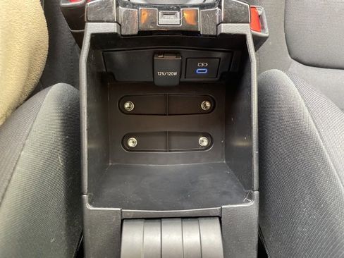 Used 2022 Toyota Corolla LE image 10