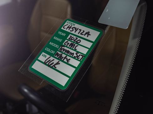 Used 2020 GMC Terrain SLT w/ Preferred Package image 59