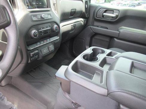 Certified 2019 Chevrolet Silverado 1500 Custom Trail Boss w/ Custom Convenience Package AWD/4WD image 20