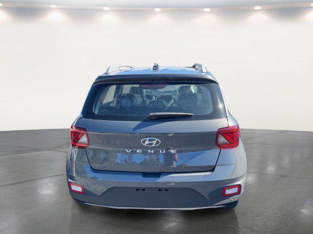 New 2026 Hyundai Venue SEL FWD image 14