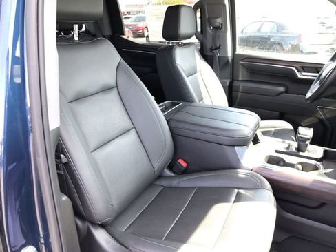 Certified 2023 GMC Sierra 1500 SLT w/ SLT Premium Package image 30