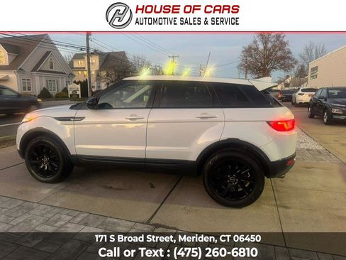 Used 2017 Land Rover Range Rover Evoque SE Premium image 9